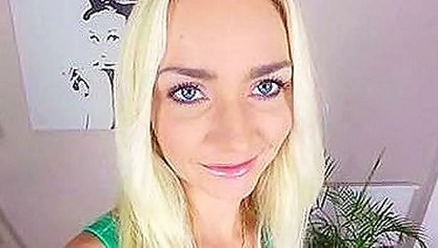 Victoria Casting