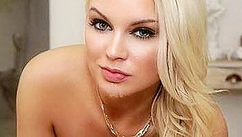 Kenzie Taylor In Agent Dick